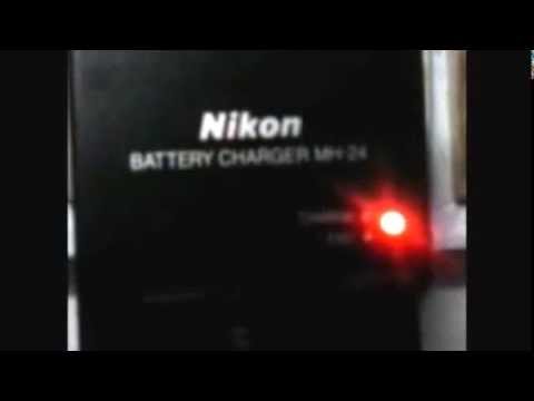 nikon battery charger blinking light